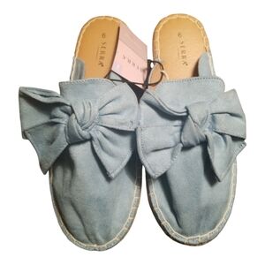 Serra Women's Blue Bow Slip-On Shoes